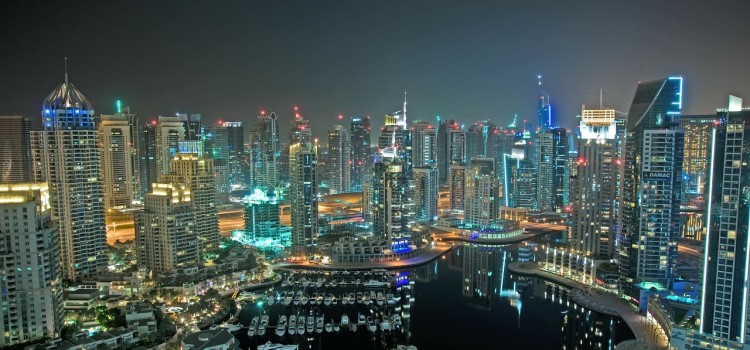 Due giorni a Dubai tra delfini e palle di neve