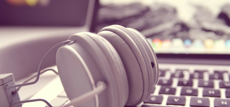 Internet ad alta quota, dal 2016 arriva la banda larga sui voli europei