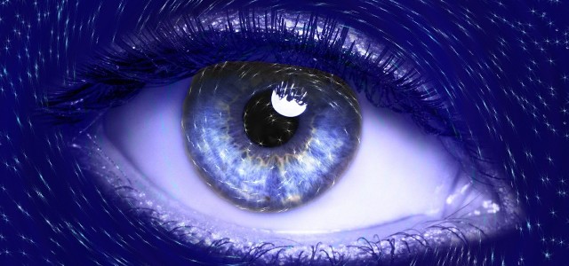 Video top secret con le lenti a contatto smart che rispondono ai movimenti dell’occhio